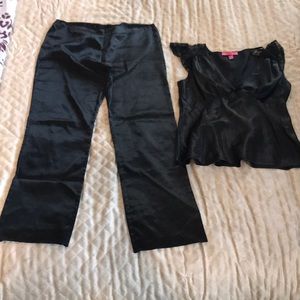 Black Betsey Johnson PJ Set 😴